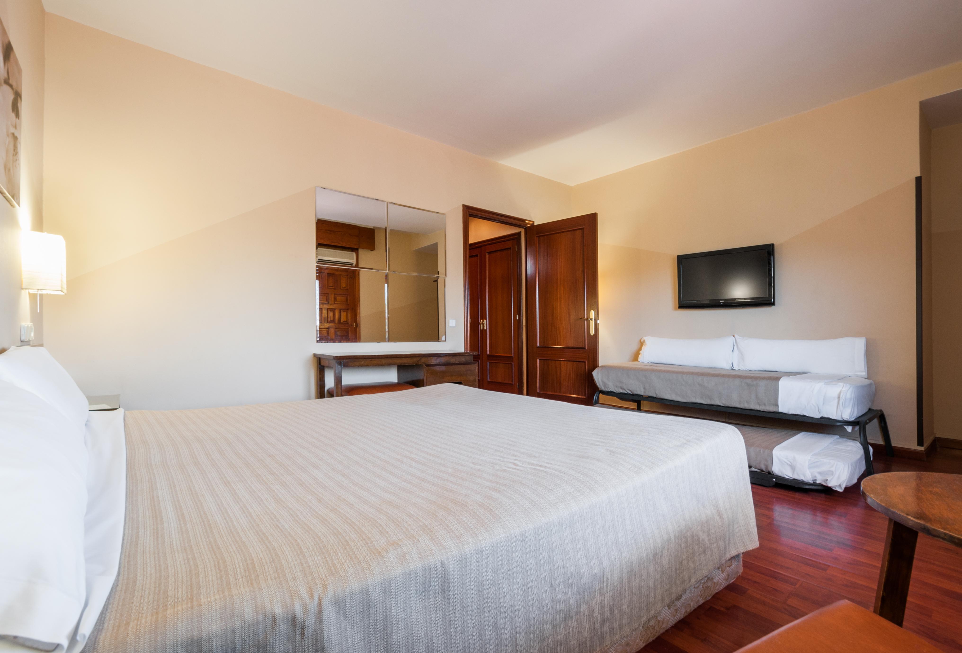 Hotel Los Olivos Getafe Exteriör bild