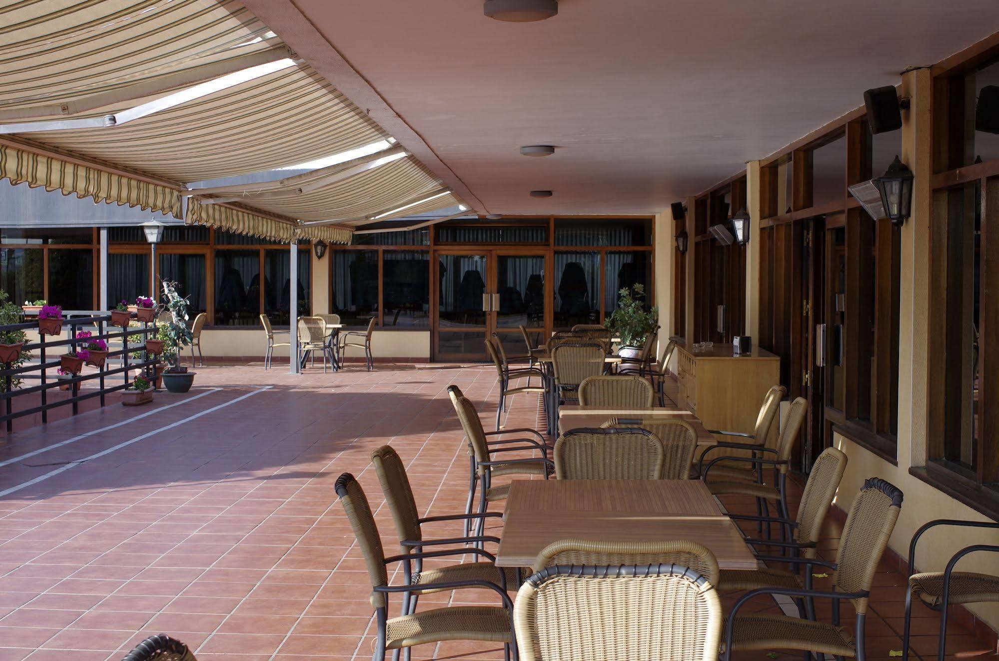 Hotel Los Olivos Getafe Exteriör bild